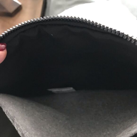 Betsey Johnson “be a nice human “ floral wristlet pouch - Picture 9 of 10